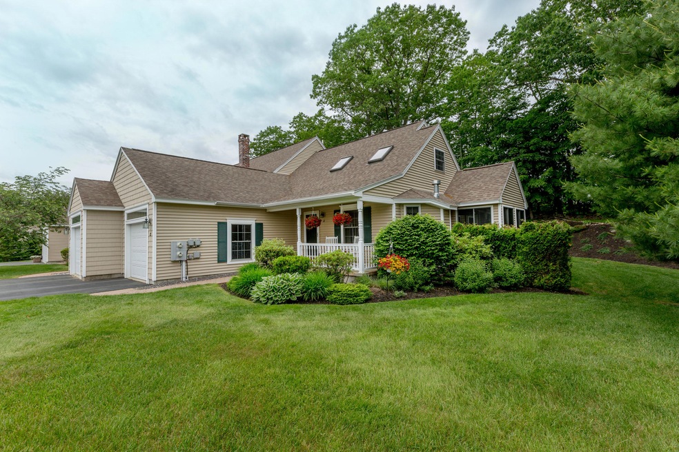 12 Ridgefield Dr, Gorham, ME 04038 - photo 1