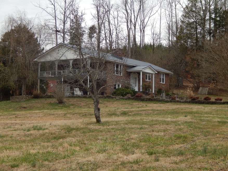 1088 Big Opossum Rd, Linden, TN 37096 - photo 1