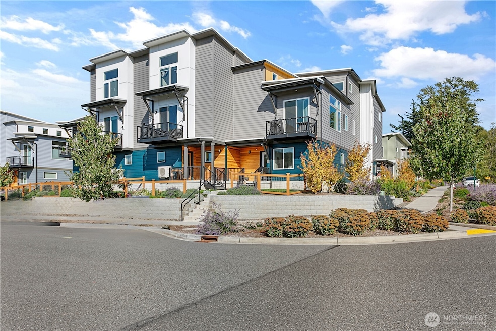 Phenomenal west facing corner unit. Arguably one of the best in in the community.