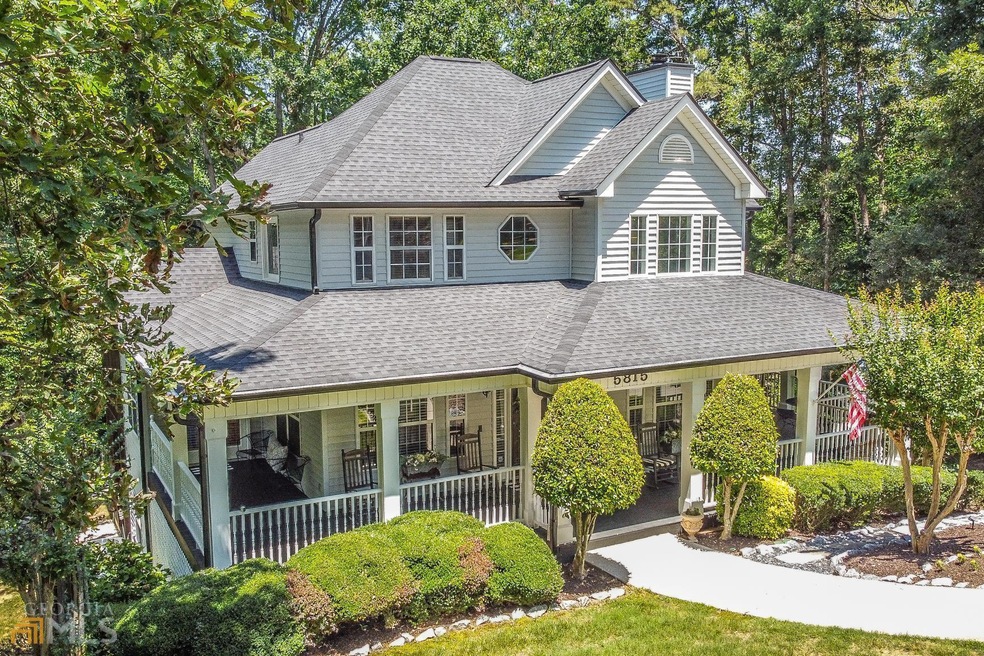 Front view of home
