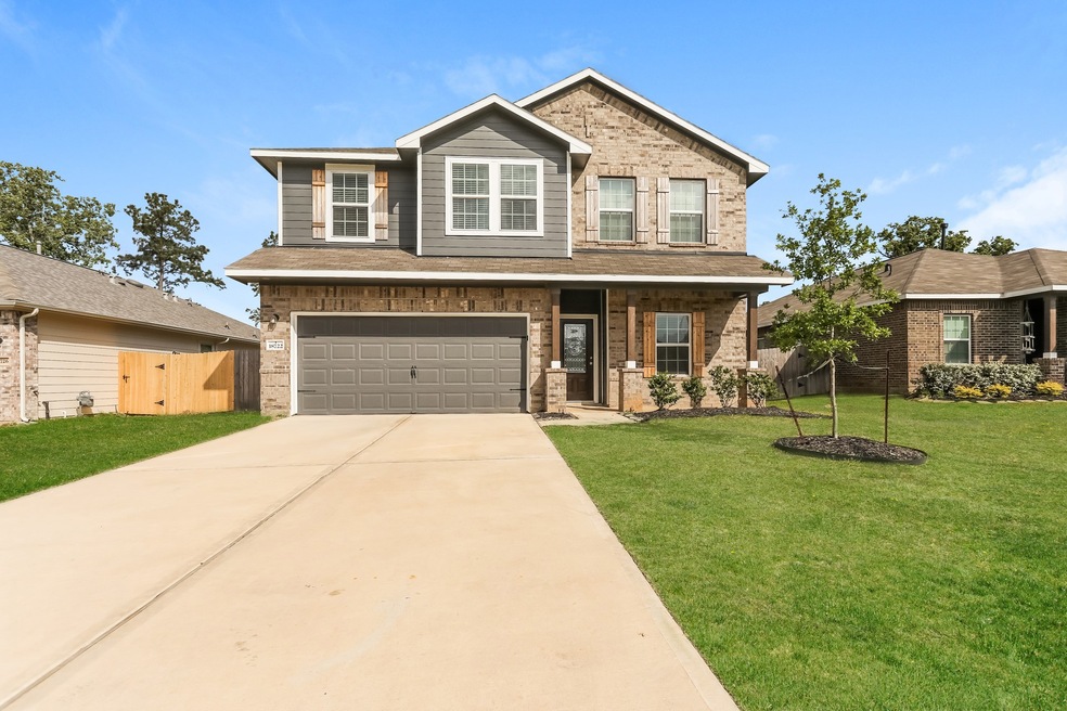 18722 Legend Oaks Dr, Magnolia, TX 77355 - photo 1