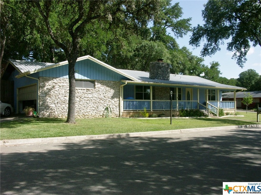 131 Nichols Dr, San Marcos, TX 78666 - photo 1