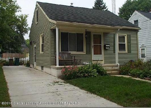 1552 E Grand River Ave