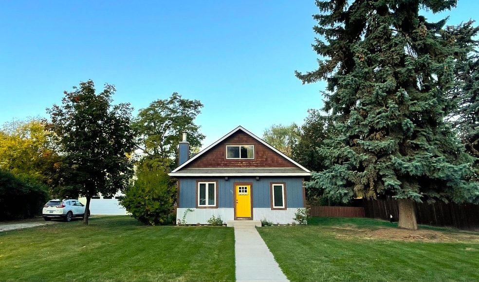 413  5th Avenue SW, Ronan, MT