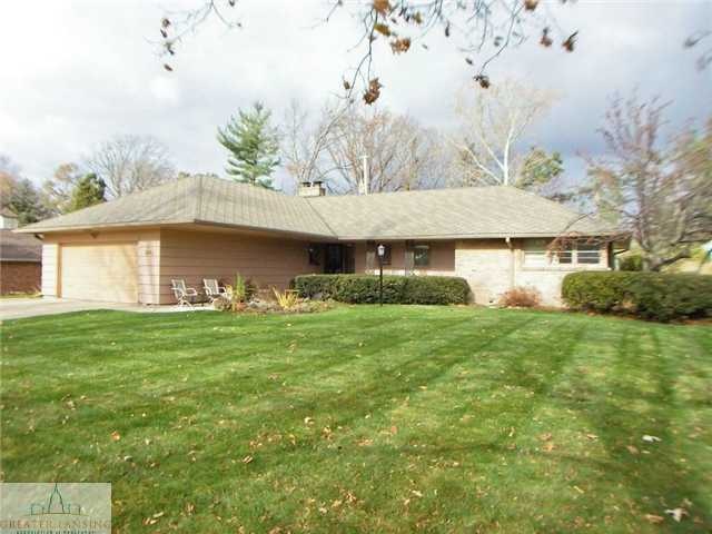 2818 N Cambridge Rd, Lansing, MI 48911 - photo 1
