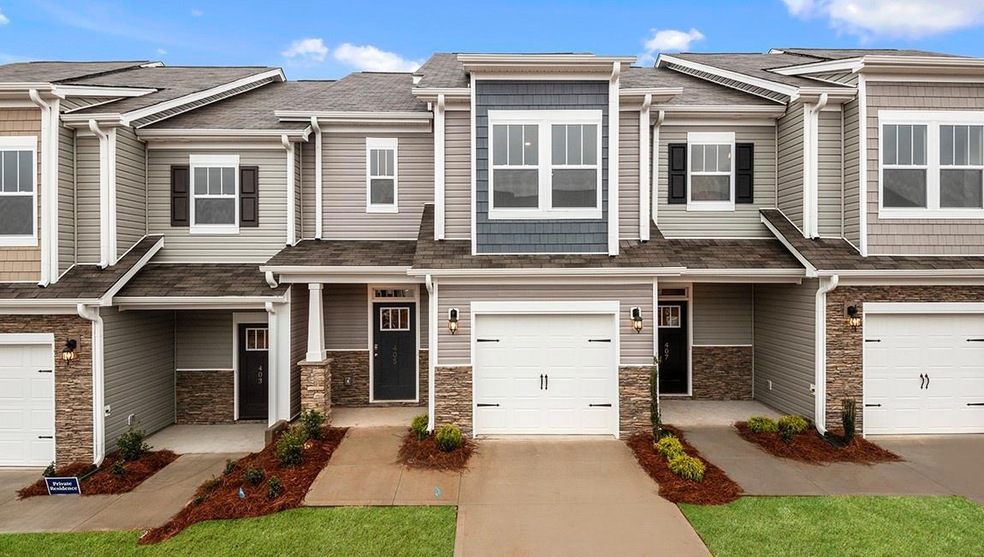 165 Creekview Rd, Hendersonville, NC 28792 - photo 1