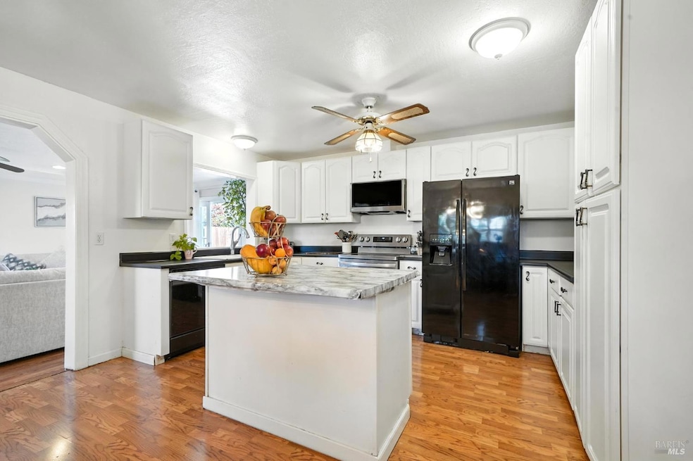 829 Tree Duck Way, Suisun City, CA 94585 - photo 1