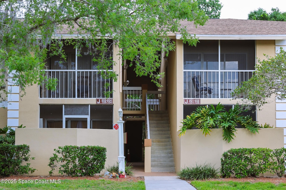 1680 Sunny Brook Ln NE unit 103, Palm Bay, FL 32905 - photo 1