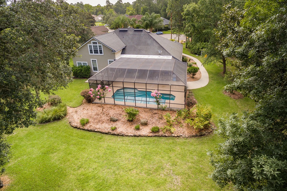 4-Aerial View of Screened Pool