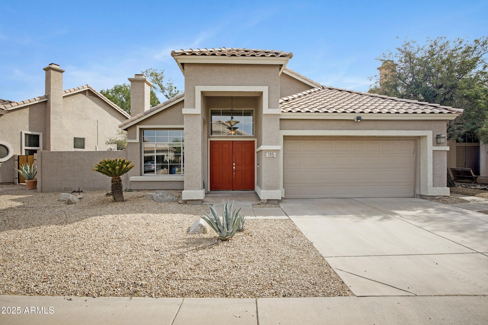115 W El Freda Rd-1
