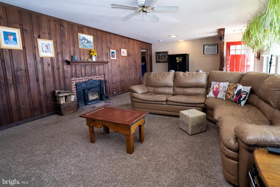 1271 Almshouse Rd, Warminster, PA 18974 - photo 1