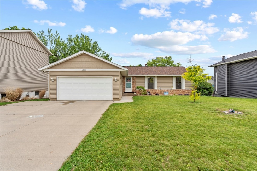 6813 Terrazzo Dr NW