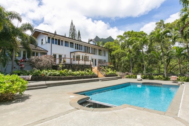 Imagine hosting a large wedding reception or graduation party here! Makai side of the home, pool and spa....with Mt. Olomana in the distance!