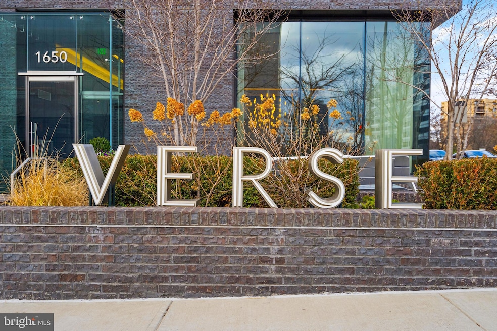 Verse unit 1807, McLean, VA 22102 - photo 1
