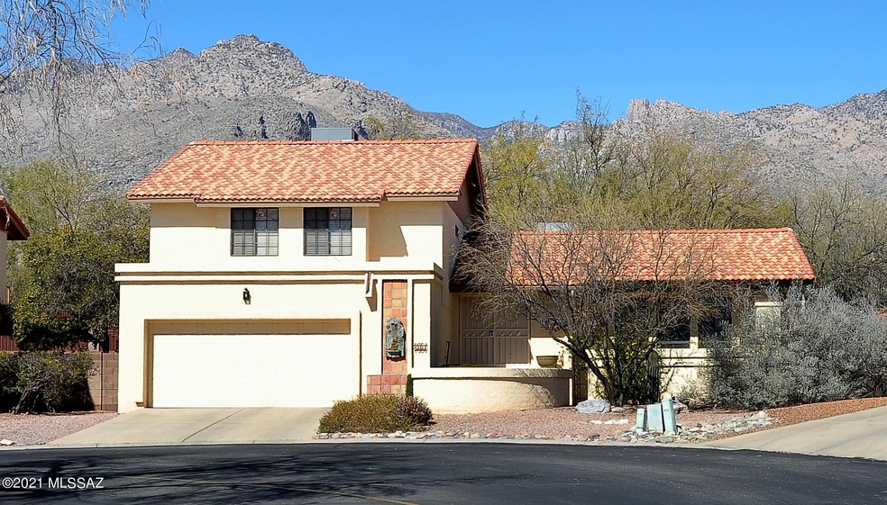 5718 N Via Umbrosa, Tucson, AZ 85750