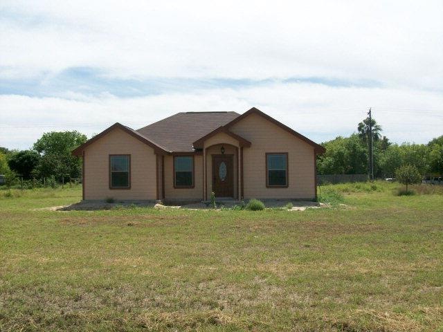 3702 Rodeo Dr unit 18, Mercedes, TX 78570 - photo 1