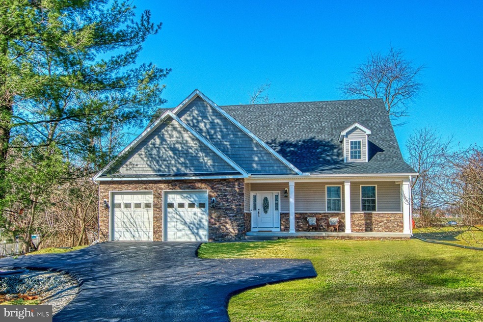 465 E A St, Purcellville, VA 20132 - photo 1