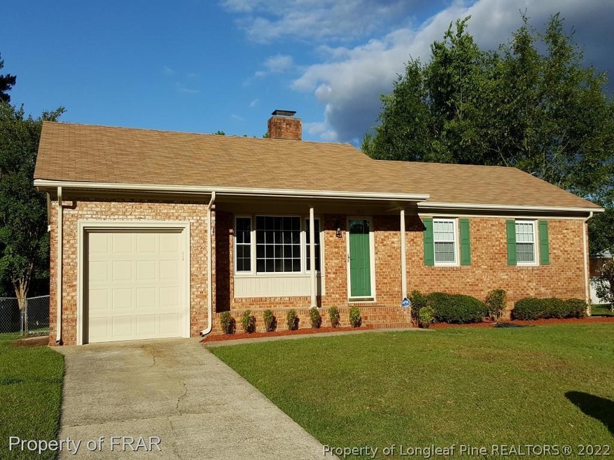 1215 Castle Rock Dr, Fayetteville, NC 28304 - photo 1