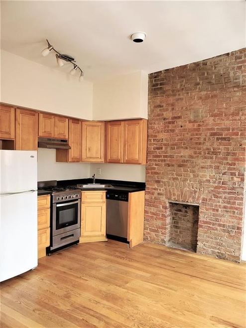 350 Varick St unit 4, Jersey City, NJ 07302 - photo 1