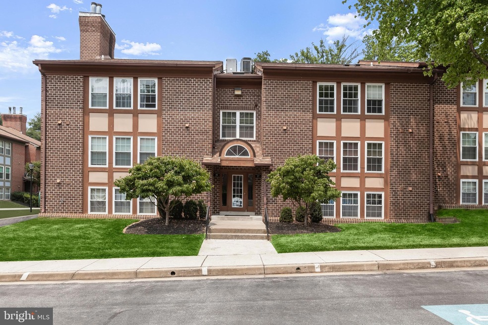 17 Friendswood Ct unit C, Baltimore, MD 21209 - photo 1