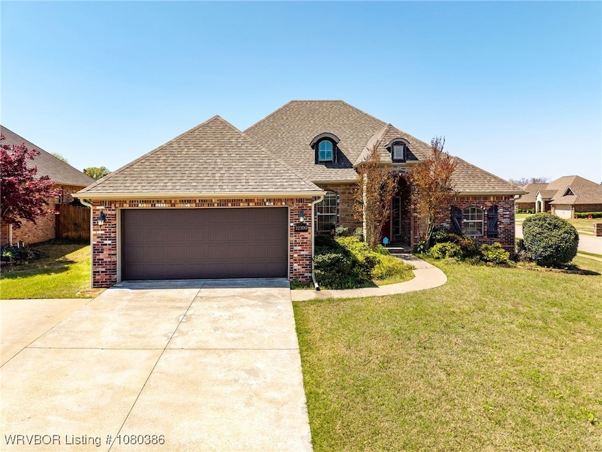 Sold $305,999