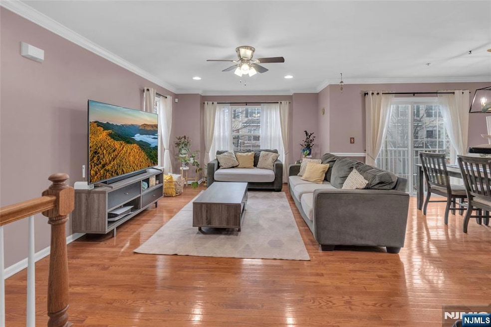 22 Marina Dr, Bayonne, NJ 07002 - photo 1