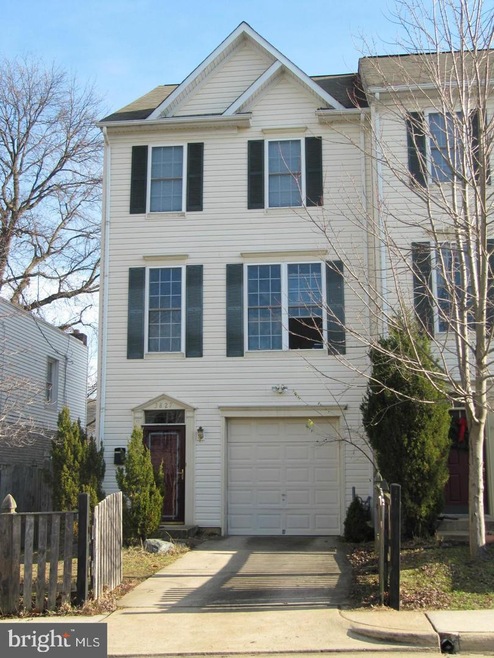 Sold $780,000 • Co-Listing Agent