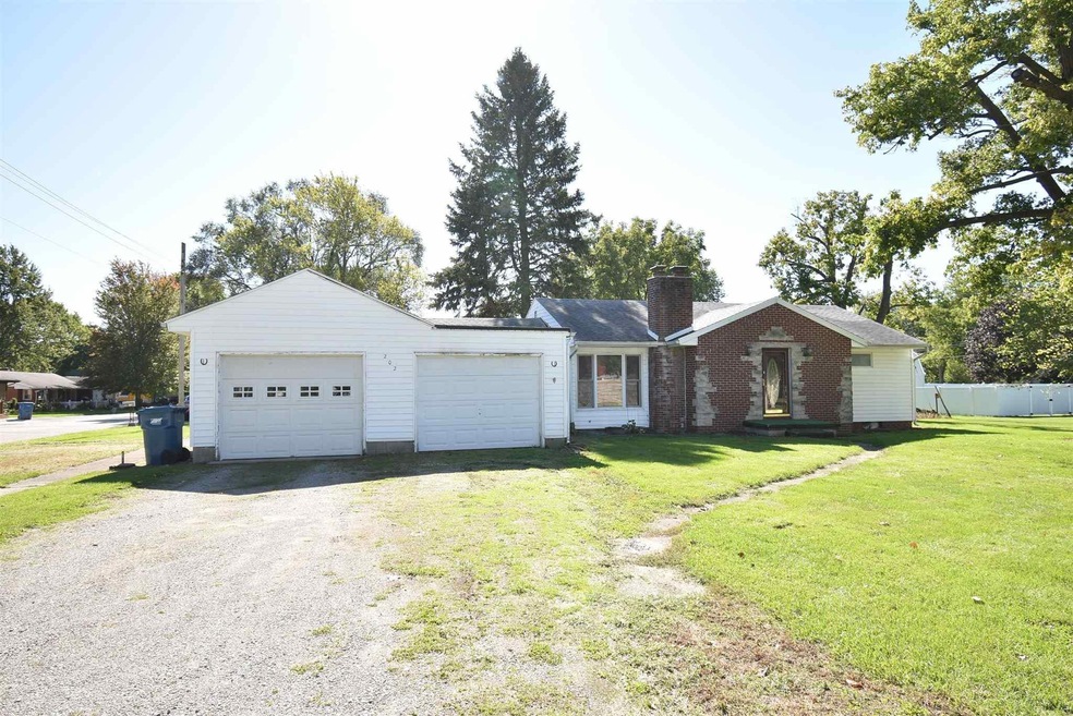 202 W Cook St, Boswell, IN 47921 - photo 1