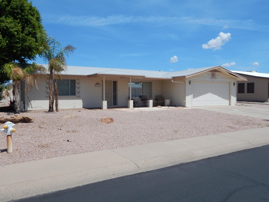 6552 E Des Moines St, Mesa, AZ 85205 - photo 1