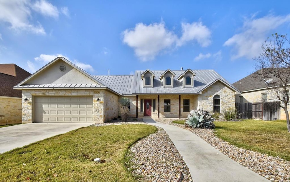 1210 Nicole Ln, Fredericksburg, TX 78624 - photo 1