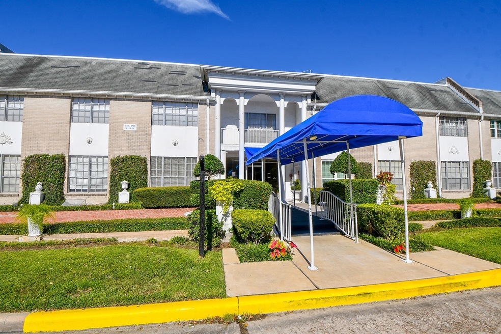 Located within in minutes of Houston Medical Cente
