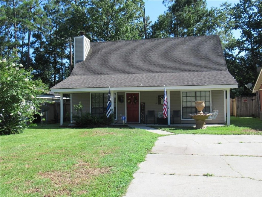 Great curb appeal. Water fountain included!