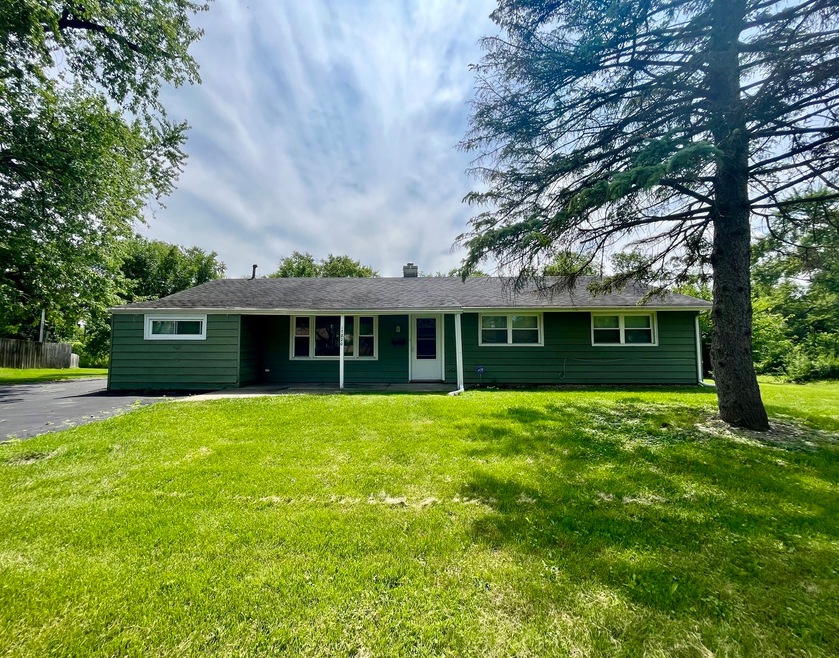 17820 Baker Ave, Country Club Hills, IL 60478 - photo 1