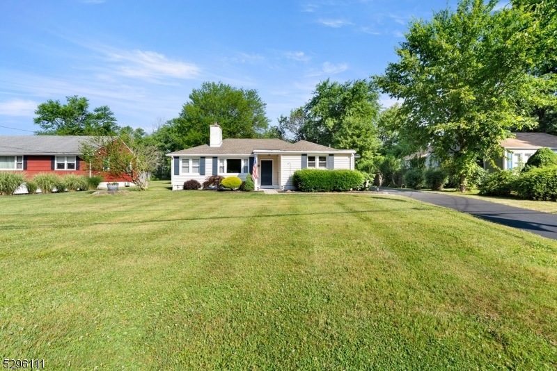 81 N Branch River Rd, Branchburg, NJ 08876 - photo 1