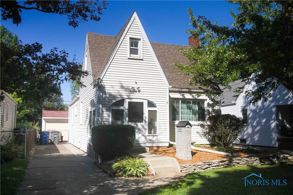 3627 Torrance Dr, Toledo, OH 43612 - photo 1