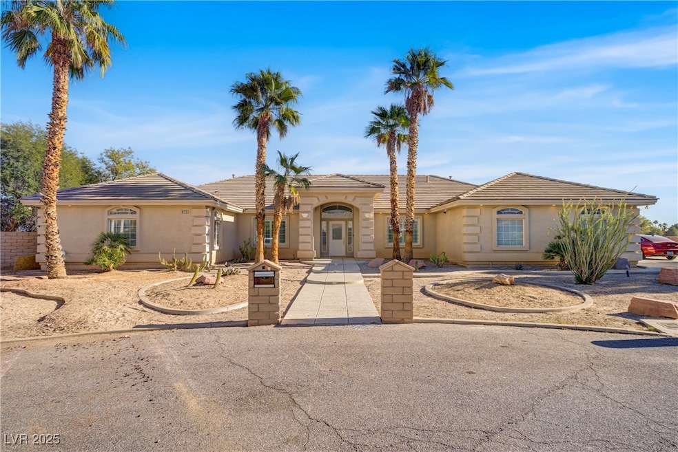 8175 W Craig Rd, Las Vegas, NV 89129 - photo 1