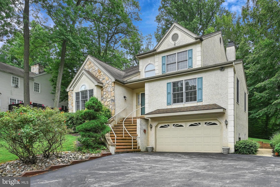 817 Cedar Grove Rd, Broomall, PA 19008 - photo 1