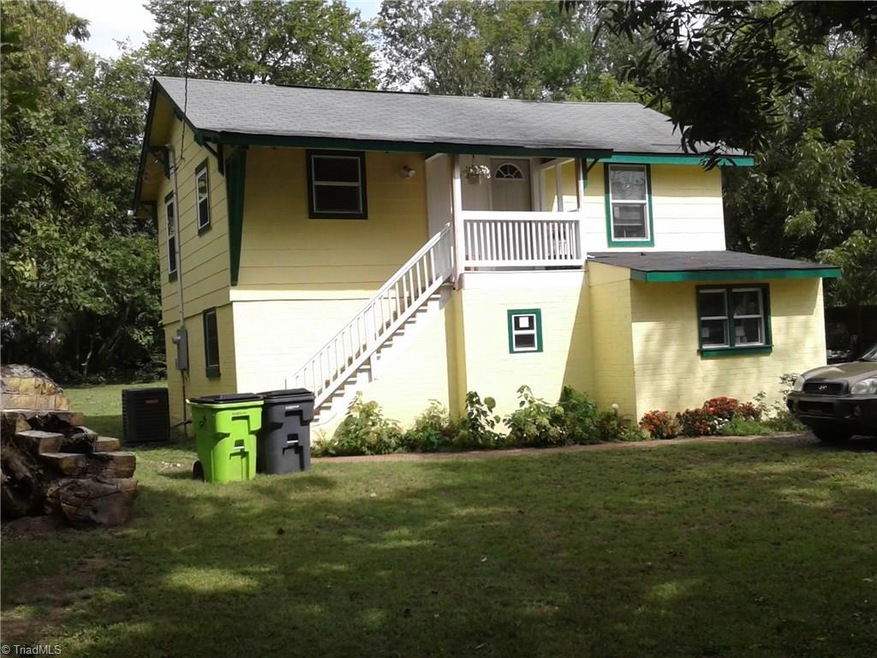 508 N Chatham Ave, Siler City, NC 27344 - photo 1