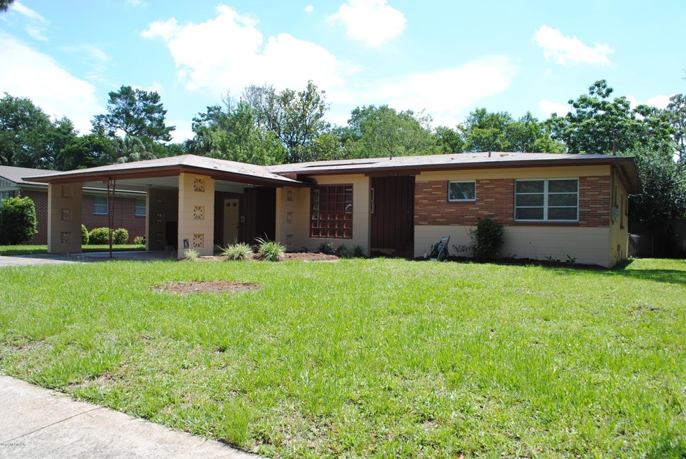 1019 Townsend Blvd, Jacksonville, FL 32211 - photo 1