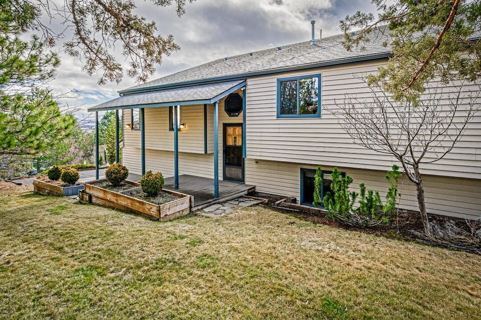 3313 SW 34th St, Redmond, OR 97756 - photo 1