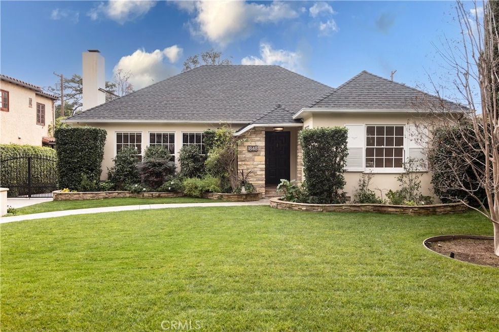 Sold $1,833,438 • Co-Listing Agent