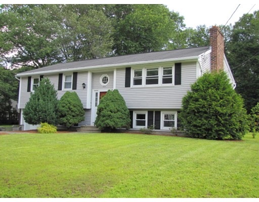 123 Bumble Bee Cir, Shrewsbury, MA 01545 - photo 1