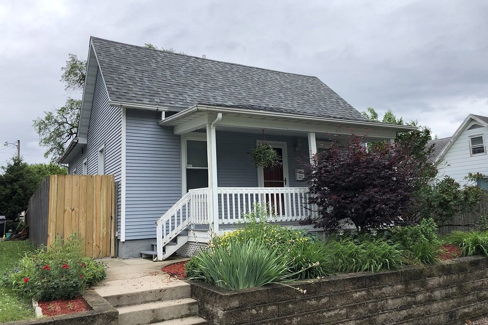 532 17th Ave, Moline, IL 61265 - photo 1