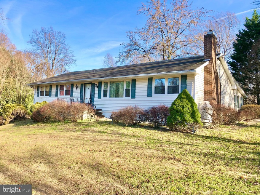 3810 Contees Wharf Ln, Edgewater, MD 21037 - photo 1