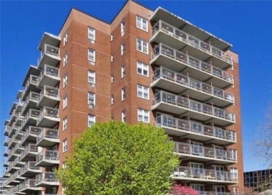 700 Summer St unit 8J, Stamford, CT 06901 - photo 1