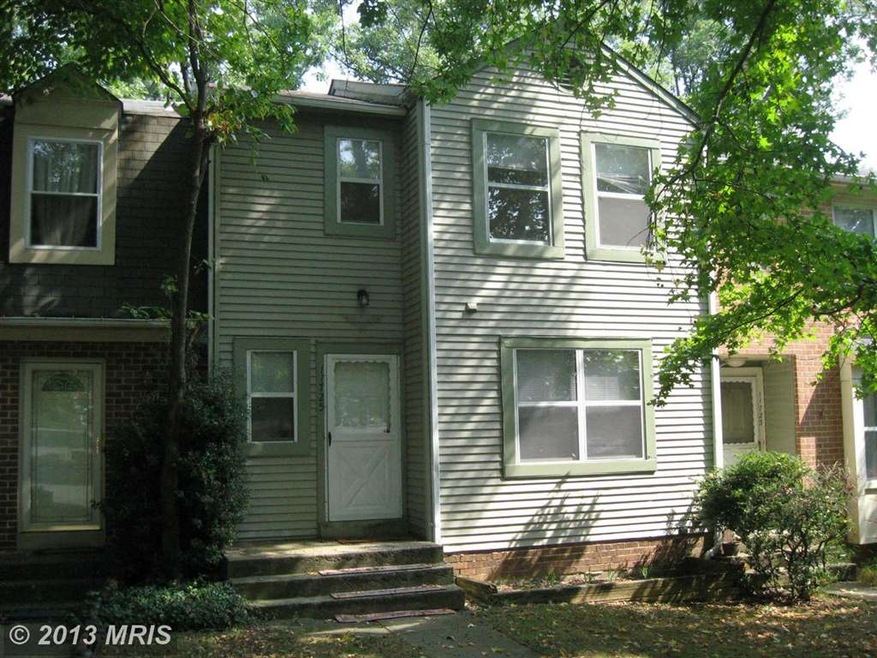 11725 Summer Oak Dr, Germantown, MD 20874 - photo 1