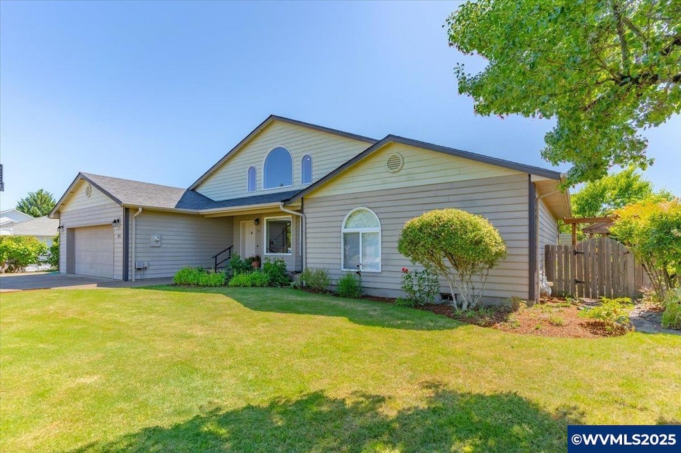 312 SE Foundation Dr, Dallas, OR 97338 - photo 1