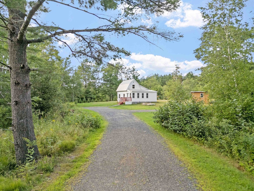 2877 Mount Moosilauke Hwy, Pike, NH 03780 - photo 1