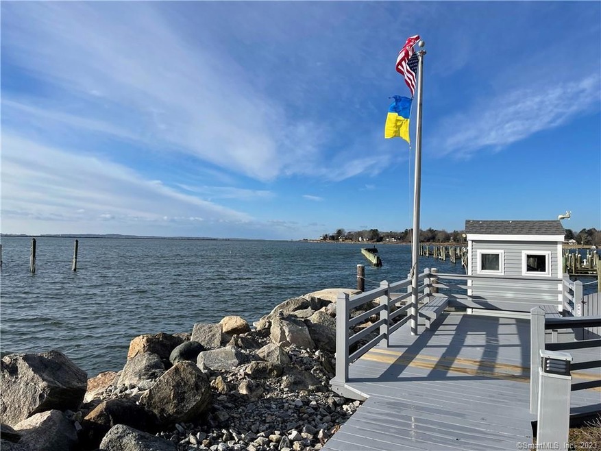 4 Northwest St unit B11, Stonington, CT 06378 - photo 1