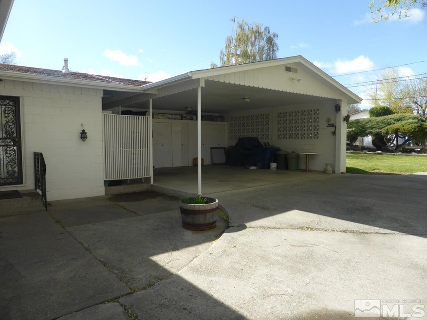 1640 Mizpah St, Winnemucca, NV 89445 - photo 1